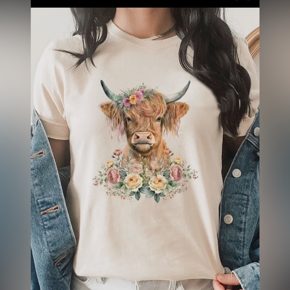 PLUS Floral Highland Cow Graphic Tee